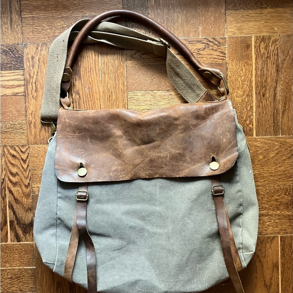 ModCloth Briefcase/Shoulder Bag